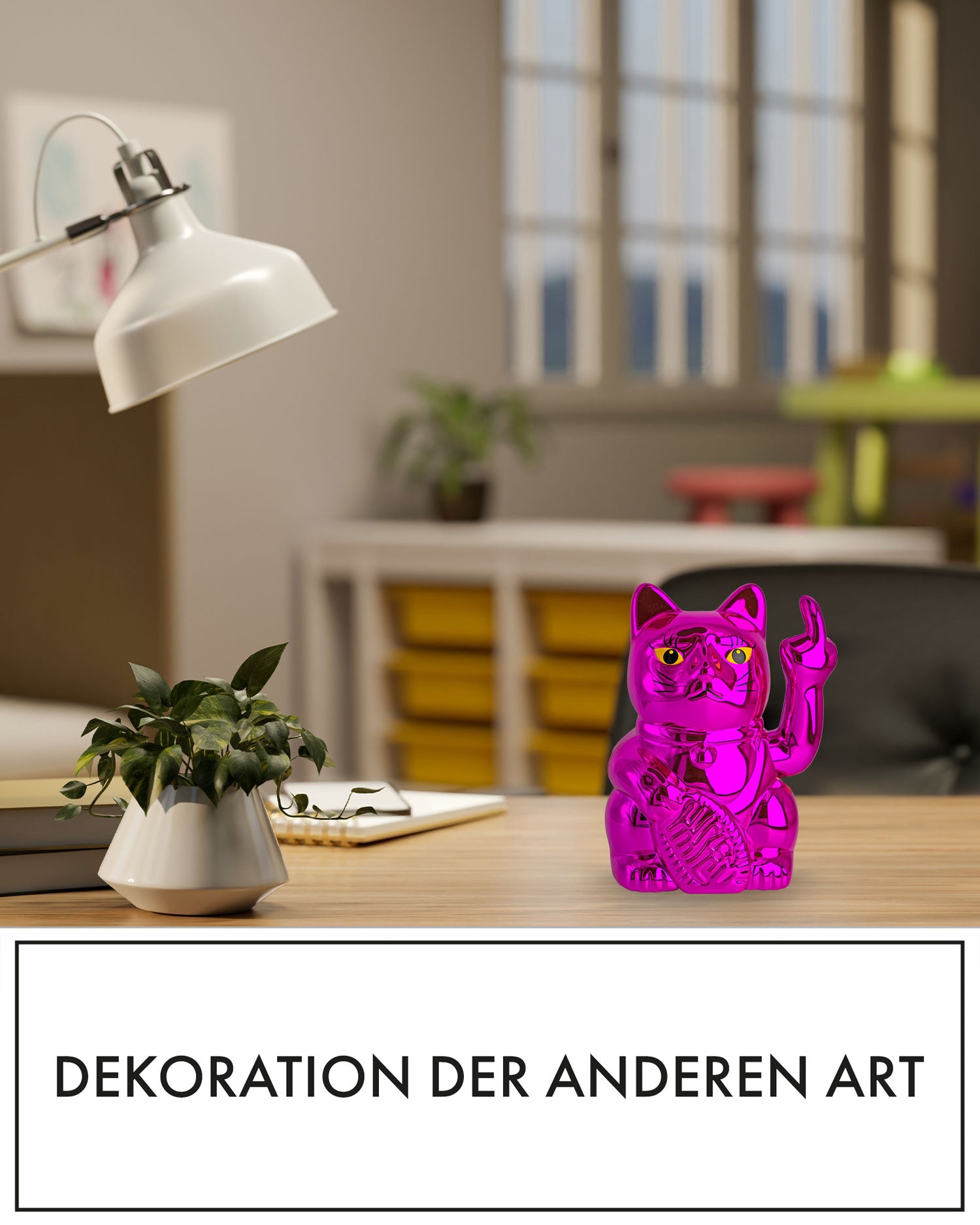 SOLAR CAT - METALLIC PINK