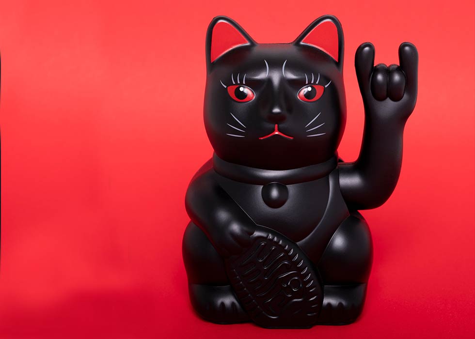 ANGRY CAT - Winkekatze Lucky CAT - Rockige Winkende - Rock- Japanische  Winkkatz online kaufen